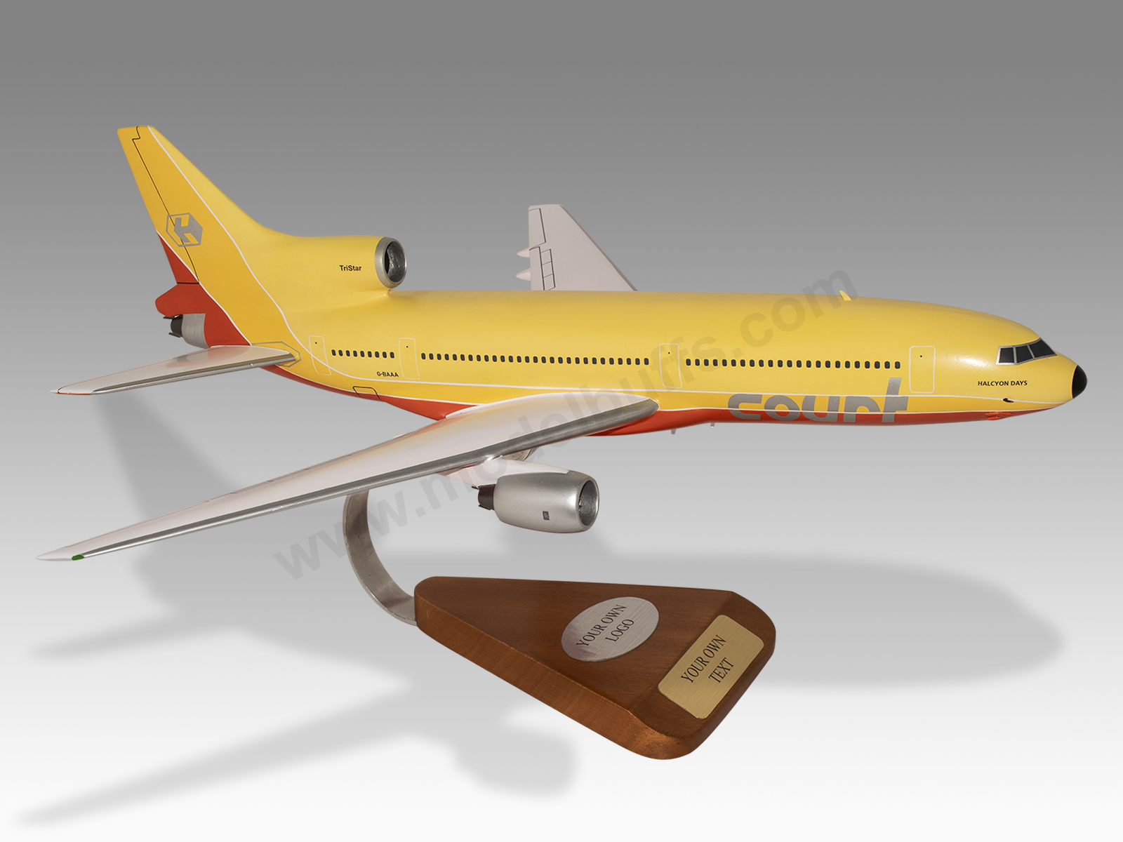 Lockheed L-1011-385 TriStar Court Line Model