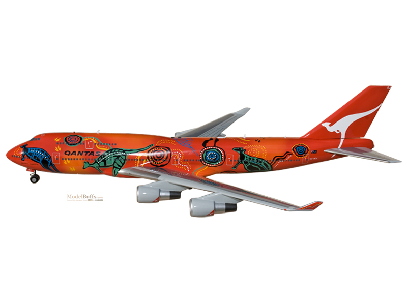 Boeing 747-400ER Qantas Wunala Dreaming II Gear Down Model